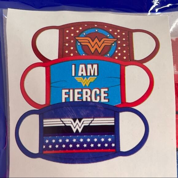 DC Comics Wonder Woman Kids Masks, 3 Pack, Red - Picture 1 of 4